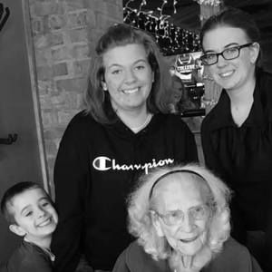 Meet your Posher, Raylan